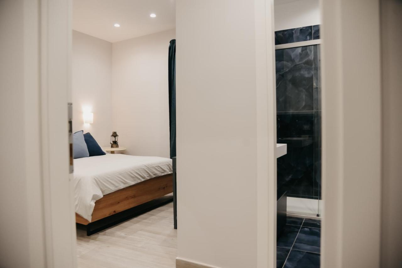 Terra Mia Suite - Chi Tene' O Mare Neapel Exterior foto